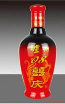 晶白與高白料玻璃瓶 從蒙砂到噴涂，多樣工藝賦能酒水包裝